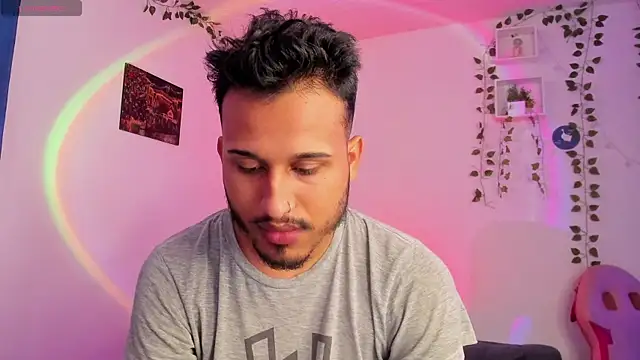 Raf brunette online show from December 17, 2:33 pm