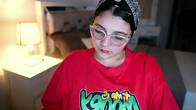 Camilaa bueno online show from February 12, 11:44 pm