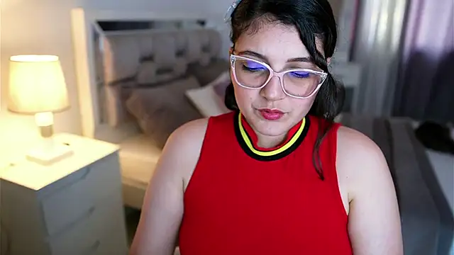 Camilaa bueno online show from February 24, 10:19 pm