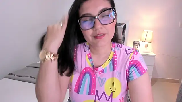 Camilaa bueno online show from March 31, 11:27 pm
