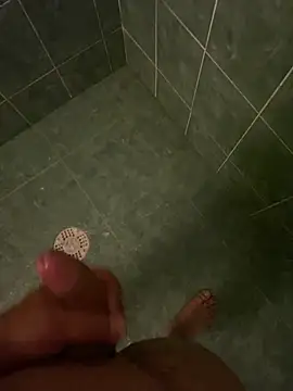 Snapshot of Tommy_y_Pamela chatting on February 13, 6:53 am Tommy y Pamela online show from February 13, 6:53 am