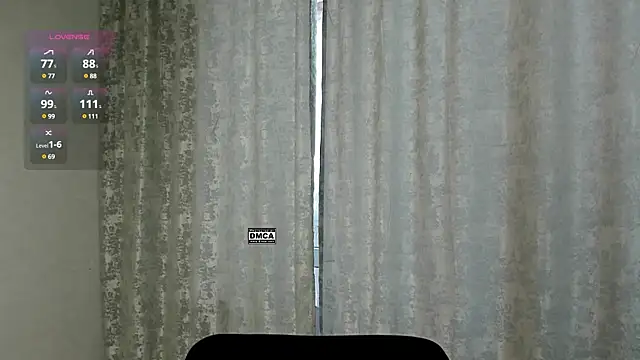 Snapshot of Hoot_owl_cb chatting on January 31, 2:04 am Hoot owl cb online show from January 31, 2:04 am