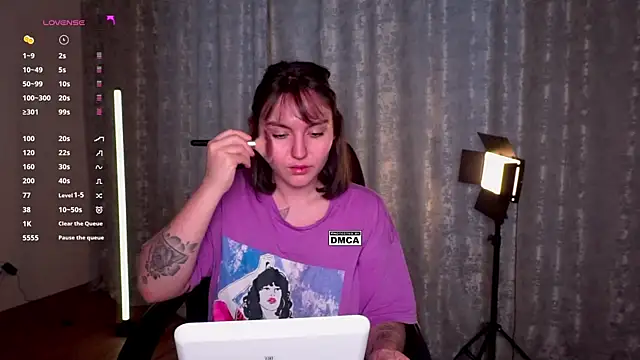 Hoot owl cb online show from January 11, 6:07 am