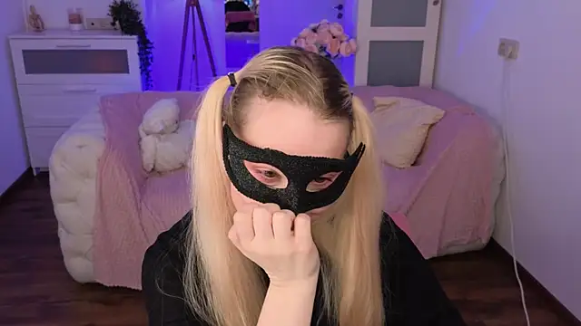 Snapshot of jeancolex chatting on December 15, 5:23 am jeancolex online show from December 15, 5:23 am