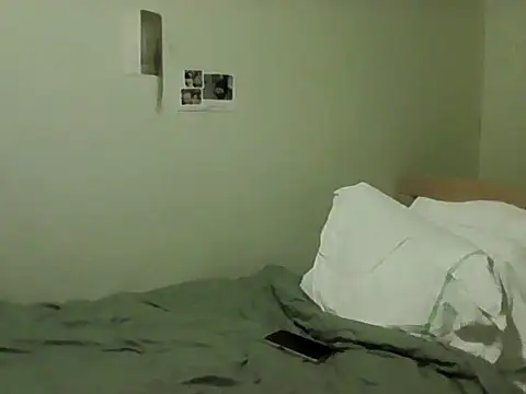 housewife shantie online show from February 3, 7:46 am