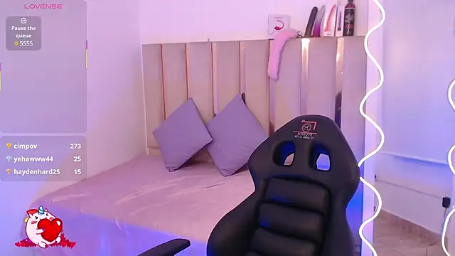 Snapshot of Andy_tay1 chatting on March 22, 9:24 am Andy tay1 online show from March 22, 9:24 am