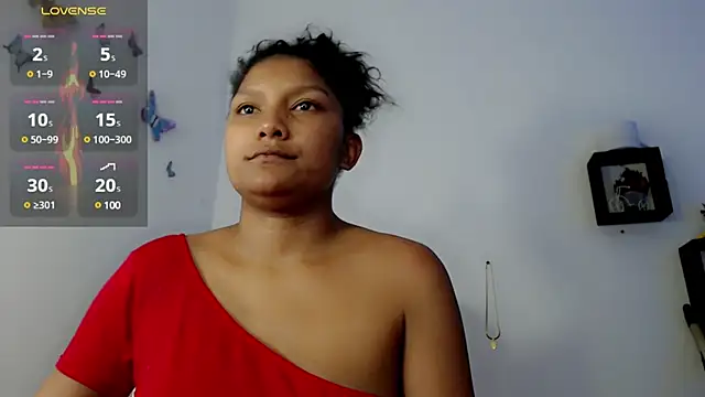 elly willis online show from March 4, 9:00 pm