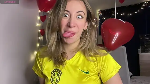 Gabby cruz  online show from February 15, 9:05 am