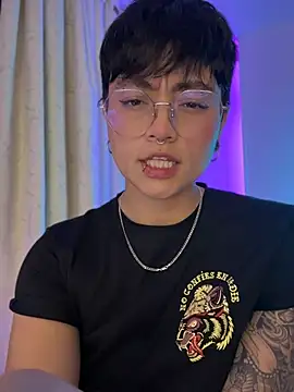 Chriss gomez2 online show from July 5, 2:18 am