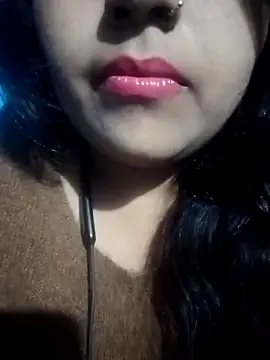 Love-Veronica online show from February 9, 6:23 pm