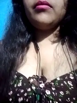 Love-Veronica online show from February 18, 5:53 pm