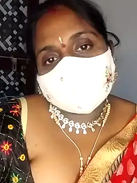 Sexy Radhikaa online show from March 18, 7:30 am