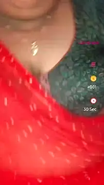 Snapshot of Sexy_Radhikaa chatting on June 26, 3:11 am Sexy Radhikaa online show from June 26, 3:11 am