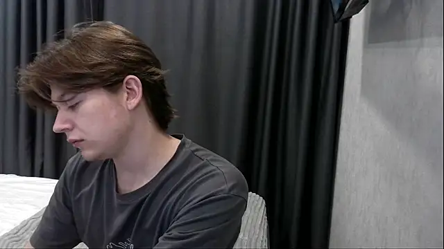 W N G S online show from October 21, 10:43 pm