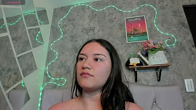 Megan sophia2 online show from September 15, 5:02 pm