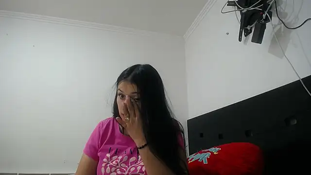 Snapshot of princehermosa44 chatting on July 5, 7:10 pm princehermosa44 online show from July 5, 7:10 pm