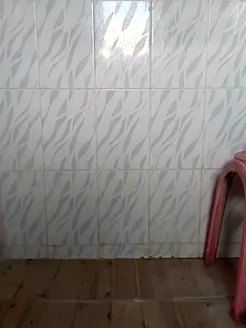 Snapshot of surabhi09 chatting on November 17, 1:55 am surabhi09 online show from November 17, 1:55 am