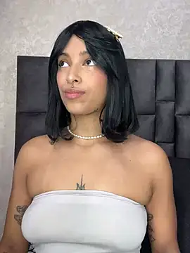 LollaByer online show from March 9, 9:03 pm