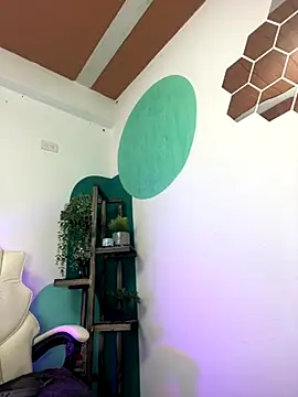 LollaByer online show from November 20, 9:03 pm