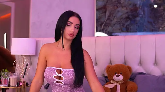 IsabelleHunt online show from September 17, 4:47 am