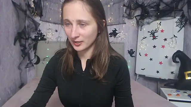 MichelLeee online show from October 17, 11:13 am