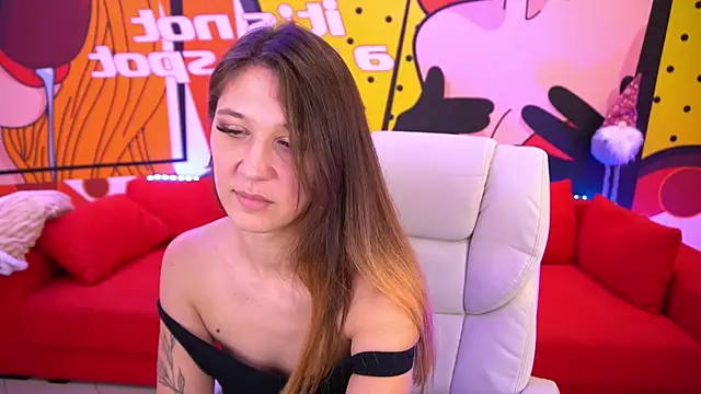 Snapshot of DreamyLinaa chatting on December 24, 10:44 am DreamyLinaa online show from December 24, 10:44 am