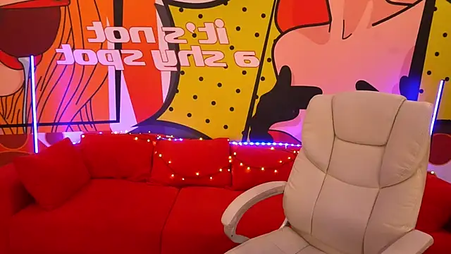 Snapshot of DreamyLinaa chatting on January 20, 7:47 am DreamyLinaa online show from January 20, 7:47 am