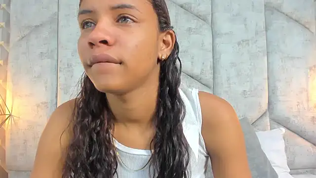 AshleyHill2 online show from February 10, 11:20 pm