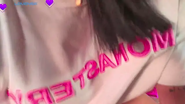 Snapshot of tiffany_johnson11 chatting on July 14, 7:19 pm tiffany johnson11 online show from July 14, 7:19 pm