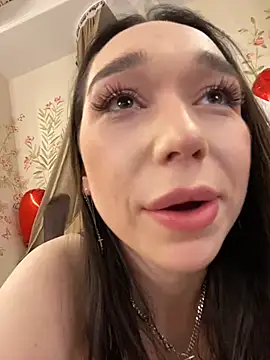 TaylorDavids online show from February 21, 8:27 pm