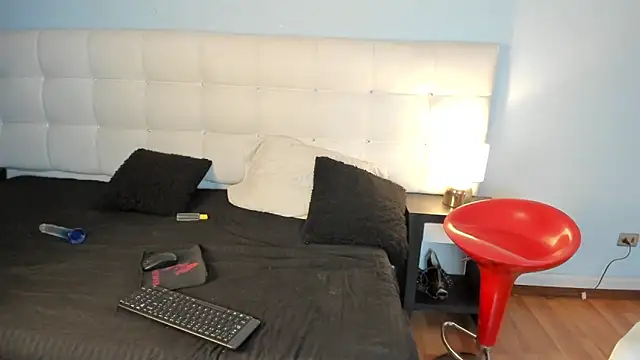 Snapshot of Luxy_Nurse chatting on January 22, 12:27 am Luxy Nurse online show from January 22, 12:27 am