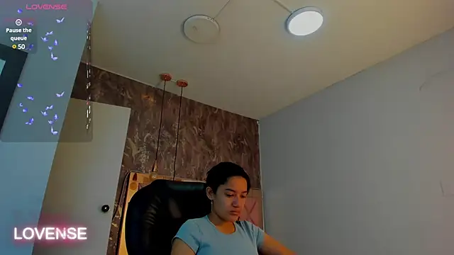 SKYLERWHIITEE online show from February 10, 3:24 am