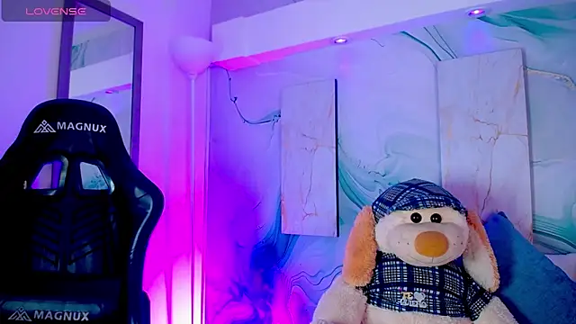 Aniie Doll online show from April 10, 8:24 pm