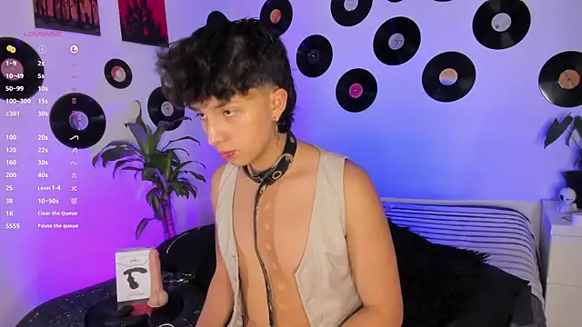 juandaaap online show from April 4, 12:31 am