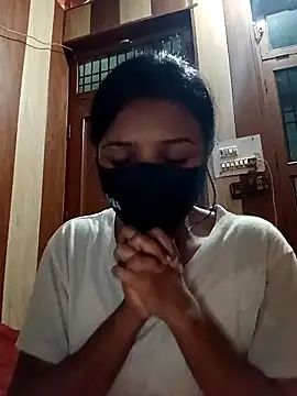 Scheme SS online show from February 23, 3:29 pm