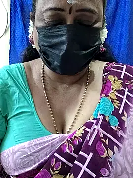 Snapshot of rekha_naier chatting on November 9, 2:48 pm rekha naier online show from November 9, 2:48 pm
