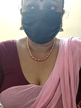 Snapshot of rekha_naier chatting on November 20, 4:12 am rekha naier online show from November 20, 4:12 am