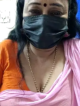 Snapshot of rekha_naier chatting on November 27, 7:10 am rekha naier online show from November 27, 7:10 am