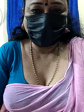 Snapshot of rekha_naier chatting on November 28, 11:40 pm rekha naier online show from November 28, 11:40 pm
