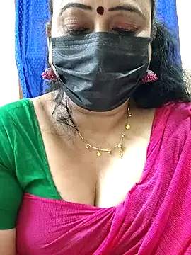 Snapshot of rekha_naier chatting on December 13, 7:53 pm rekha naier online show from December 13, 7:53 pm