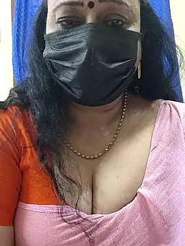Snapshot of rekha_naier chatting on January 10, 7:21 am rekha naier online show from January 10, 7:21 am