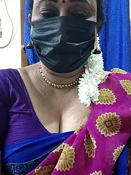 Snapshot of rekha_naier chatting on February 4, 7:09 pm rekha naier online show from February 4, 7:09 pm