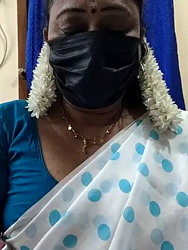 Snapshot of rekha_naier chatting on February 9, 8:46 pm rekha naier online show from February 9, 8:46 pm