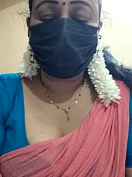 Snapshot of rekha_naier chatting on March 1, 4:14 am rekha naier online show from March 1, 4:14 am