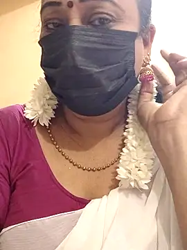Snapshot of rekha_naier chatting on March 4, 5:13 am rekha naier online show from March 4, 5:13 am