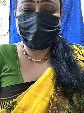 Snapshot of rekha_naier chatting on April 13, 4:45 pm rekha naier online show from April 13, 4:45 pm