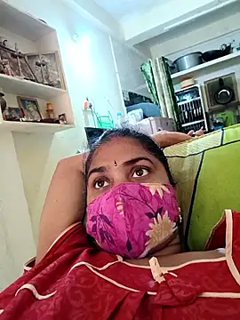 Snapshot of ammullu456 chatting on May 27, 10:23 am ammullu456 online show from May 27, 10:23 am