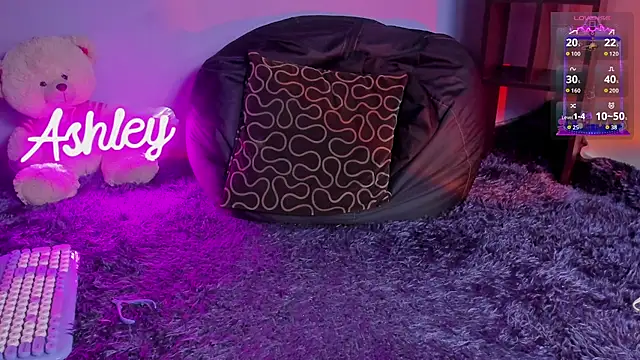 Snapshot of 1Ashley_ chatting on February 11, 3:22 am 1Ashley online show from February 11, 3:22 am