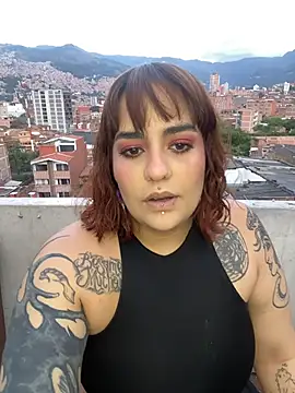 Snapshot of name_less_lulu chatting on February 9, 11:09 pm name less lulu online show from February 9, 11:09 pm