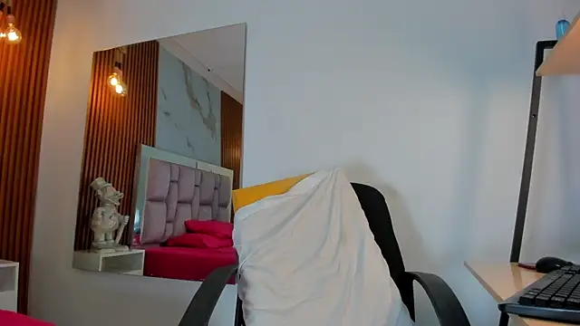 Snapshot of _Brihan chatting on December 24, 7:33 pm Brihan online show from December 24, 7:33 pm